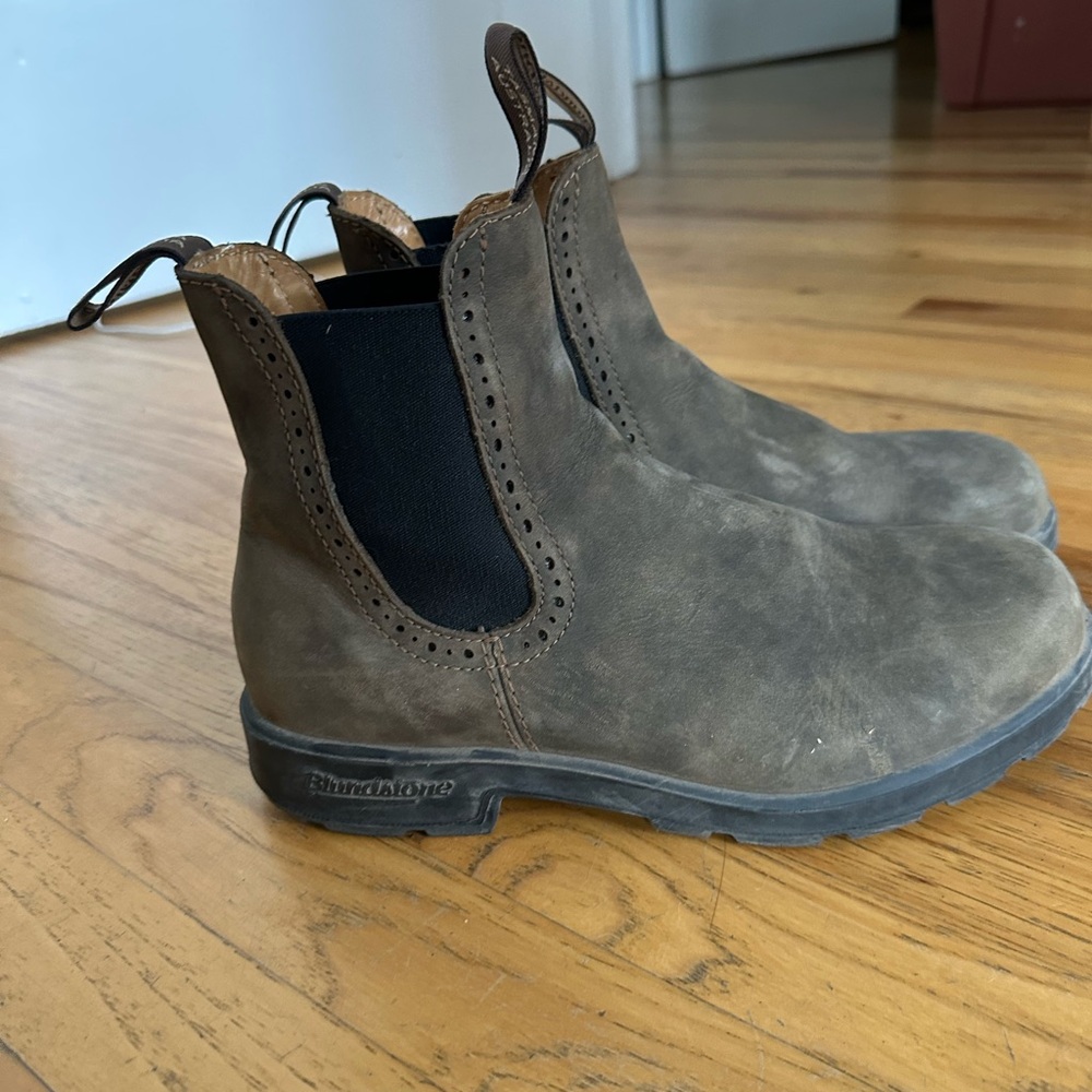 Blundstone Women’s Style 1351 Rustic Brown Leather Chelsea Boots
